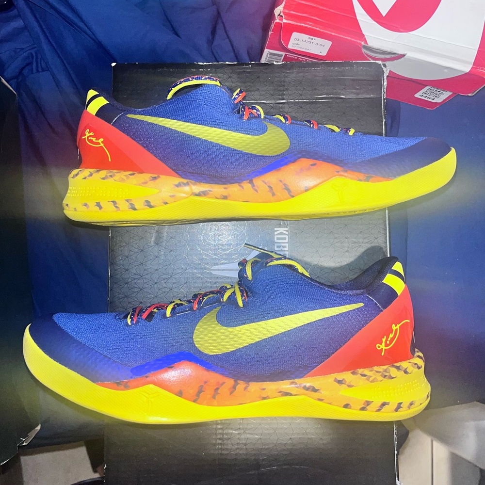 Kobe 8 Barcelona Tiger Men’s Sneakers
 ( Very Rare ) Blue Yellow